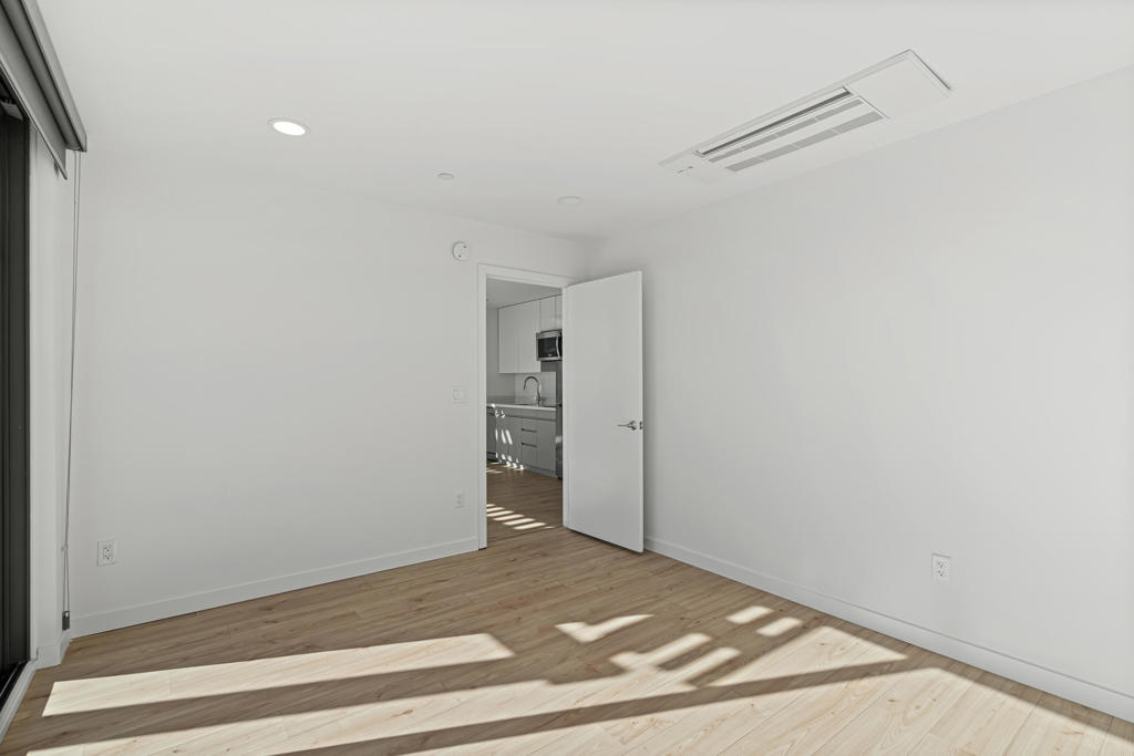 13852 Scenic Crest Circle