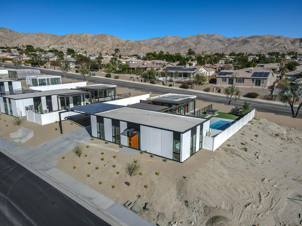 13852 Scenic Crest Circle