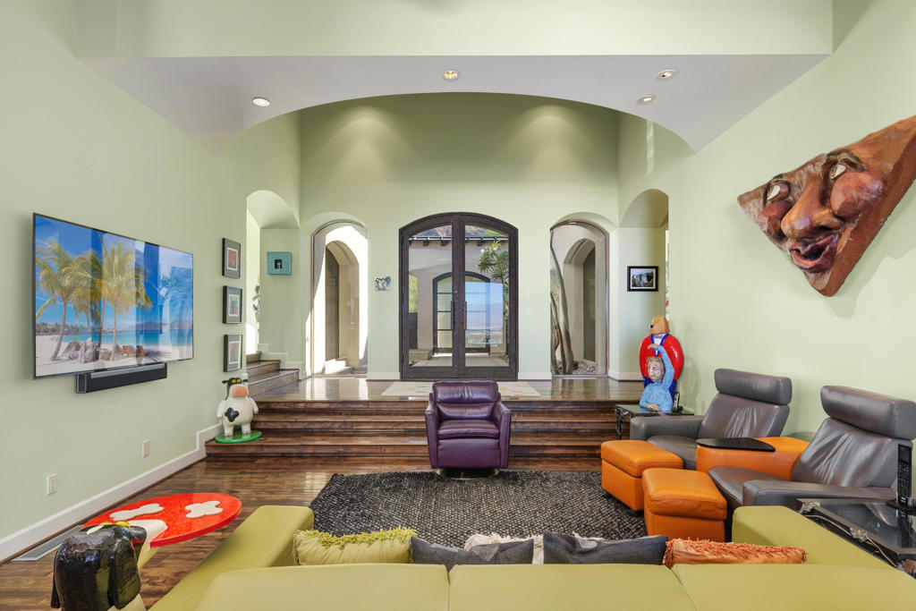 26 Sierra Vista Drive