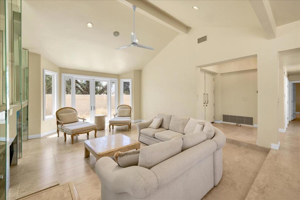 39 Santo Domingo Drive