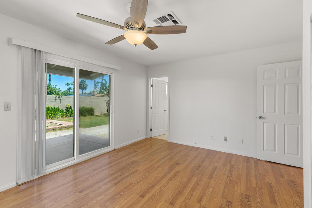 73090 San Nicholas Avenue