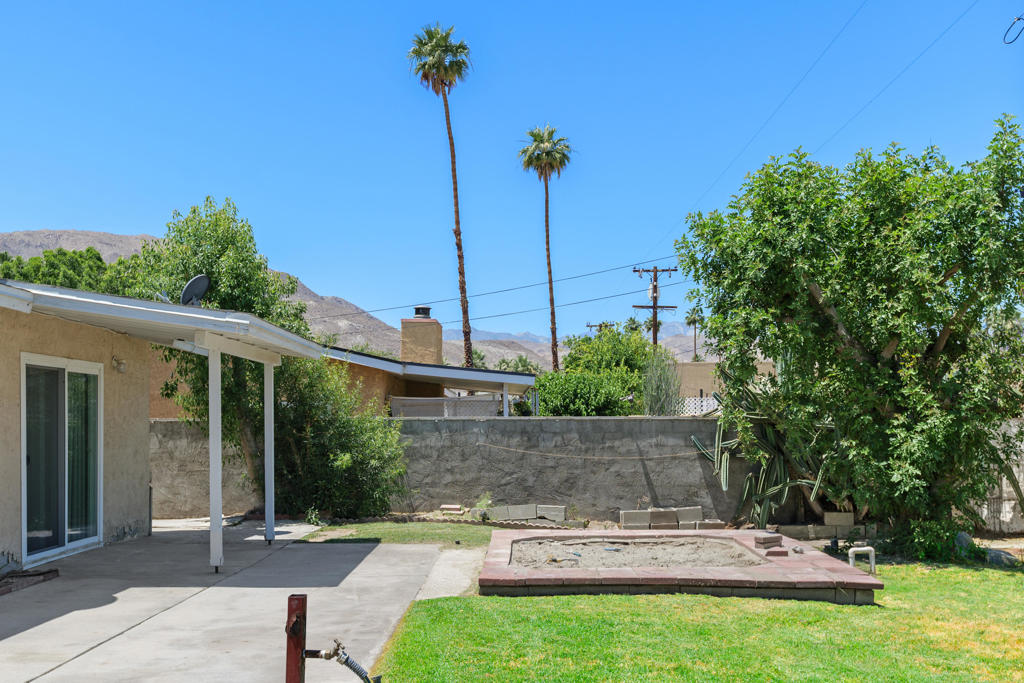 73090 San Nicholas Avenue