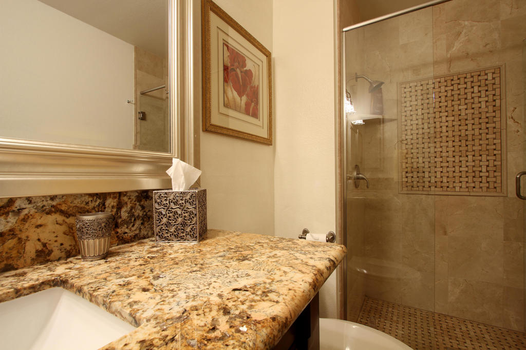 43376 Cook Street 91