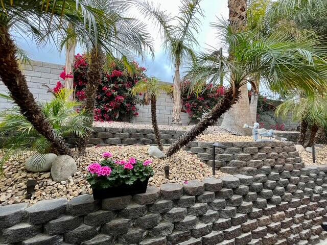 69411 Ramon Road 123