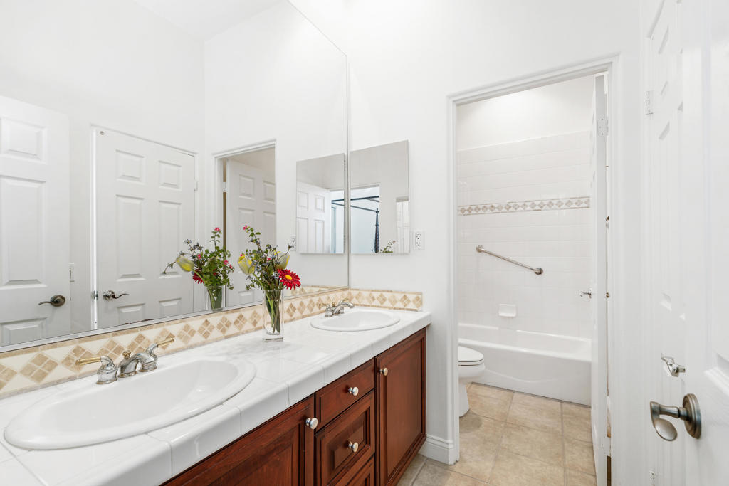 77 Clavel Court
