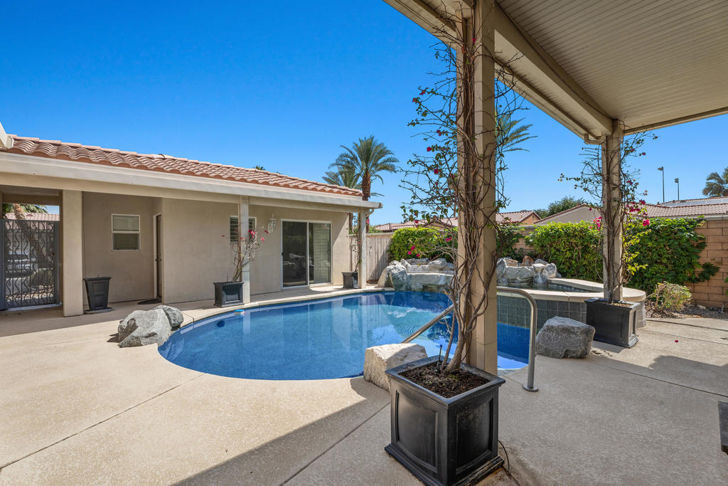 77 Clavel Court