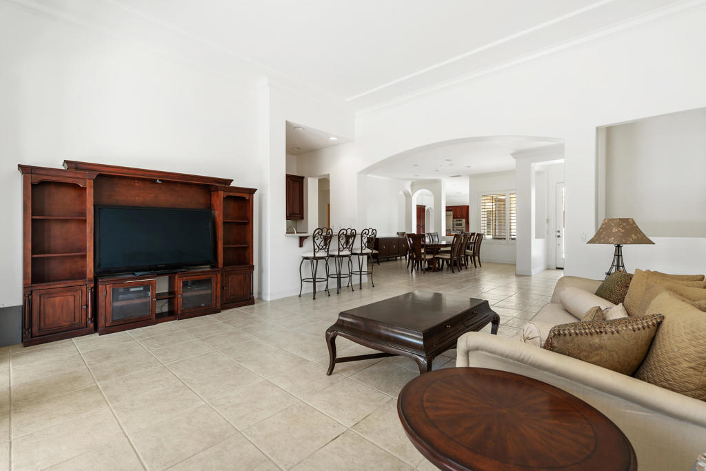 77 Clavel Court
