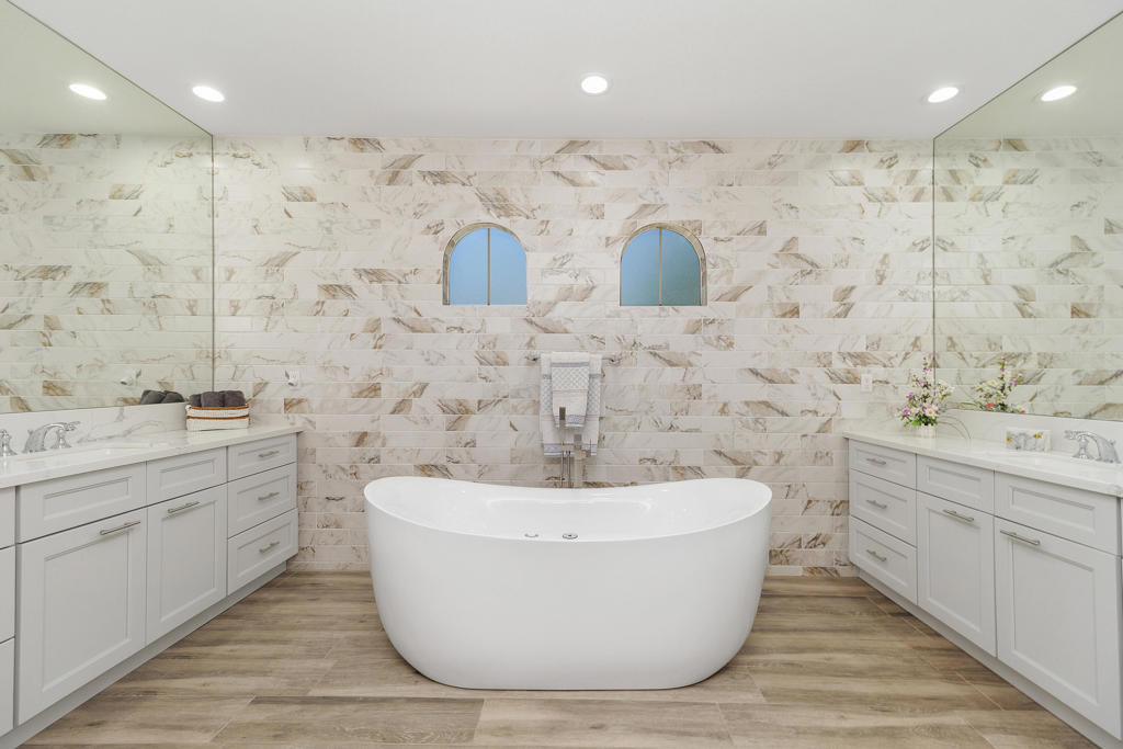 78482 Bent Canyon Court