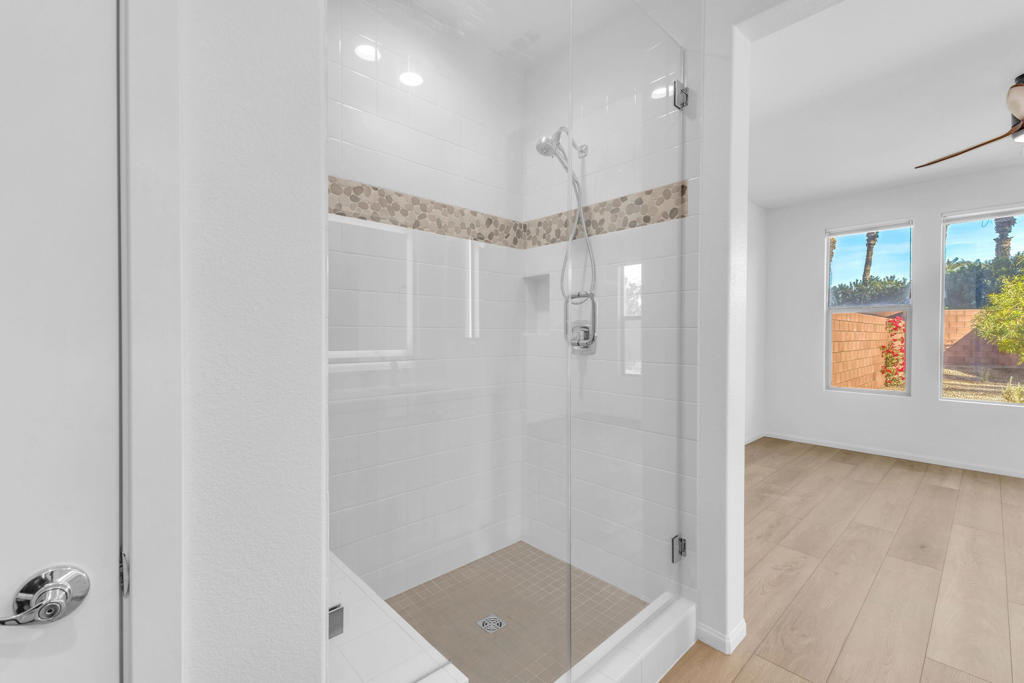 51670 Whiptail Drive