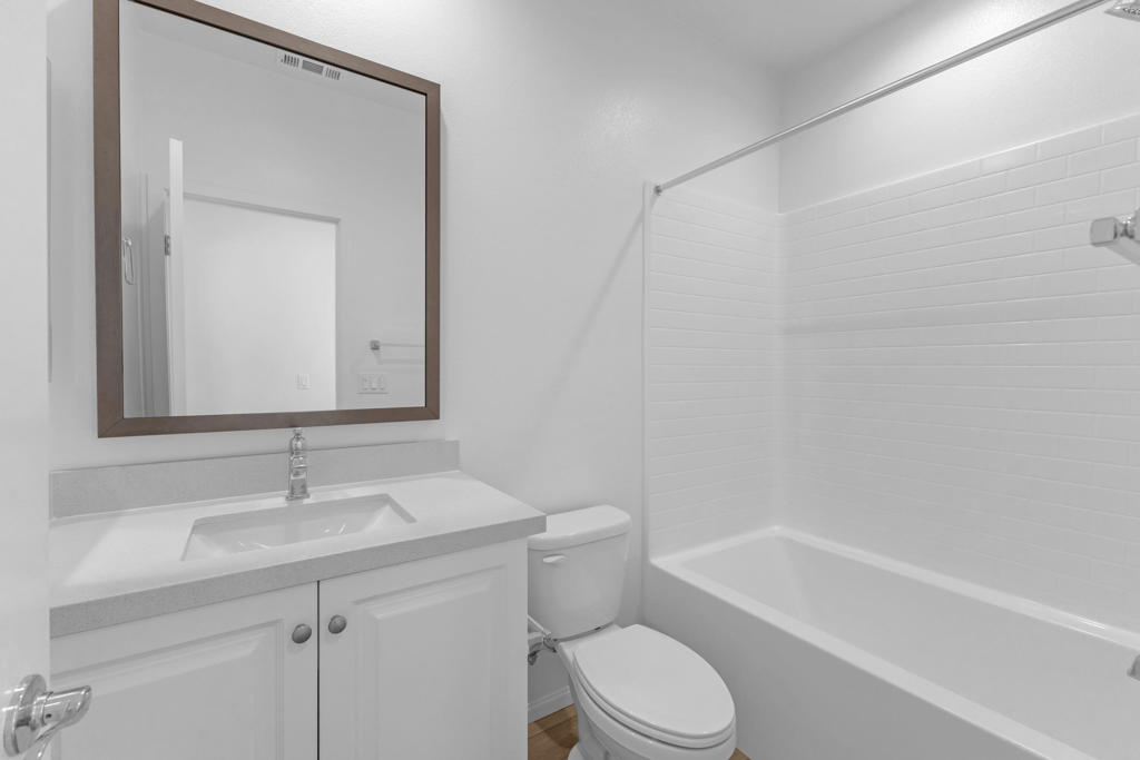 51670 Whiptail Drive