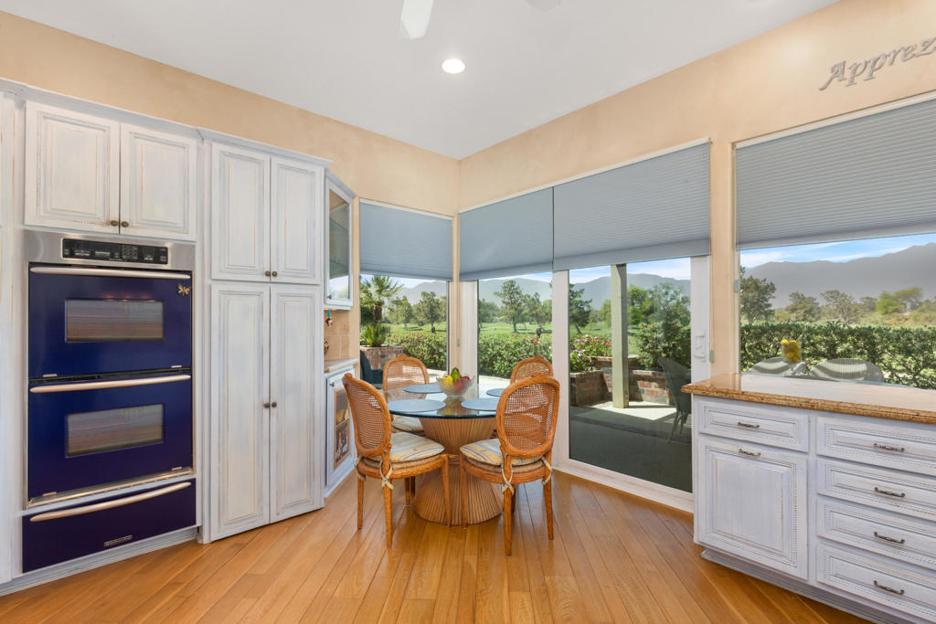32 Colonial Drive