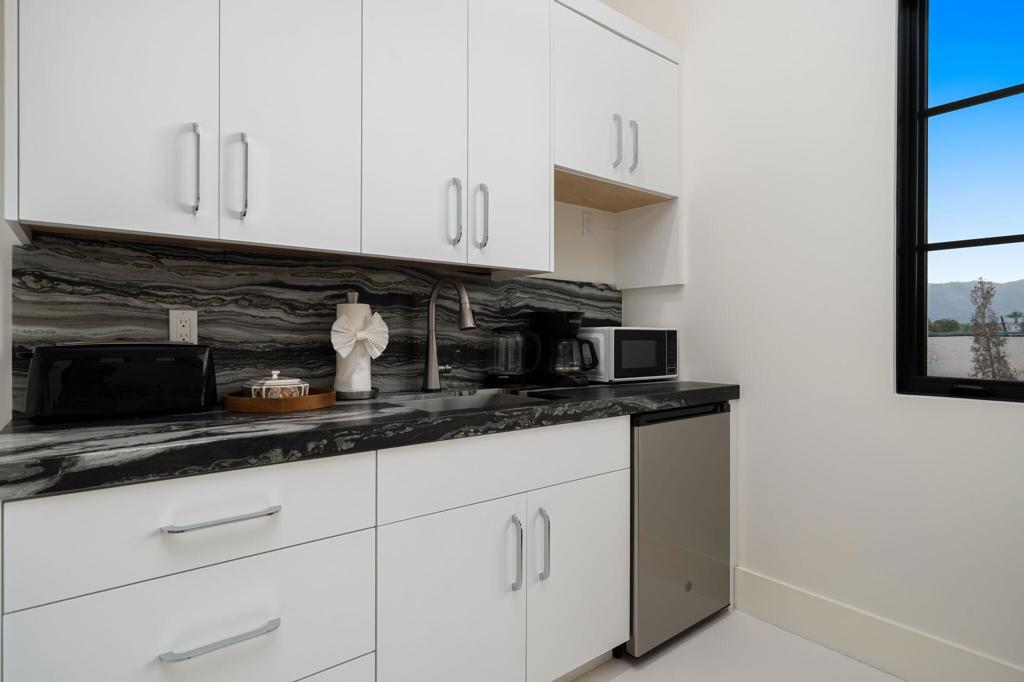 80980 Vista Galope
