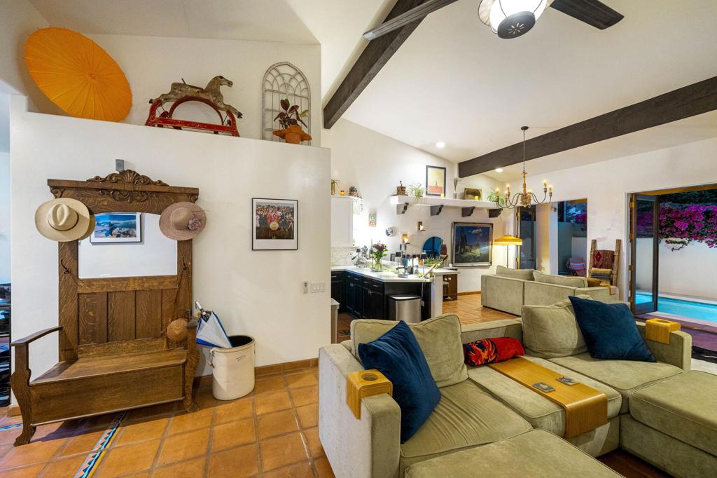 53845 Avenida Cortez