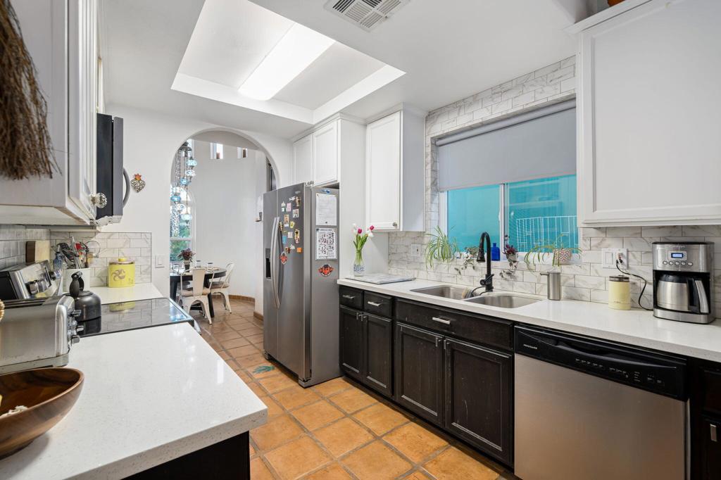53845 Avenida Cortez