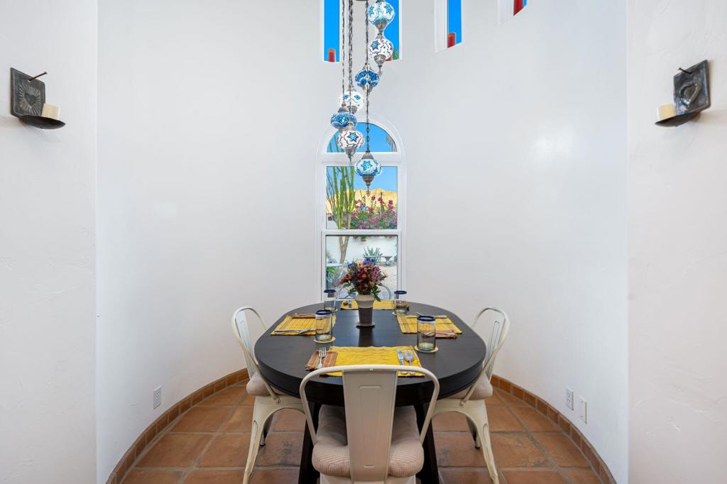 53845 Avenida Cortez