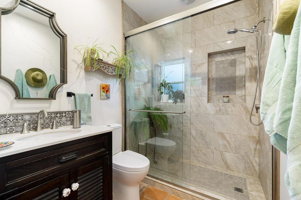 53845 Avenida Cortez