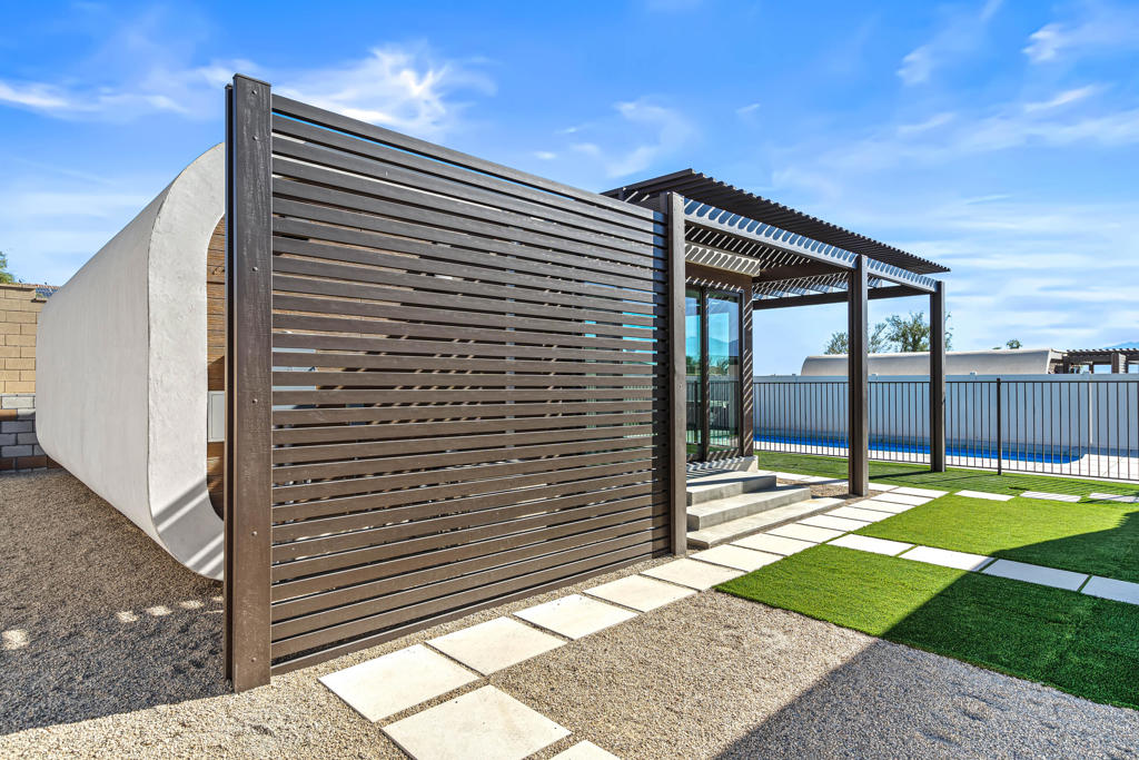 13848 Scenic Crest Circle