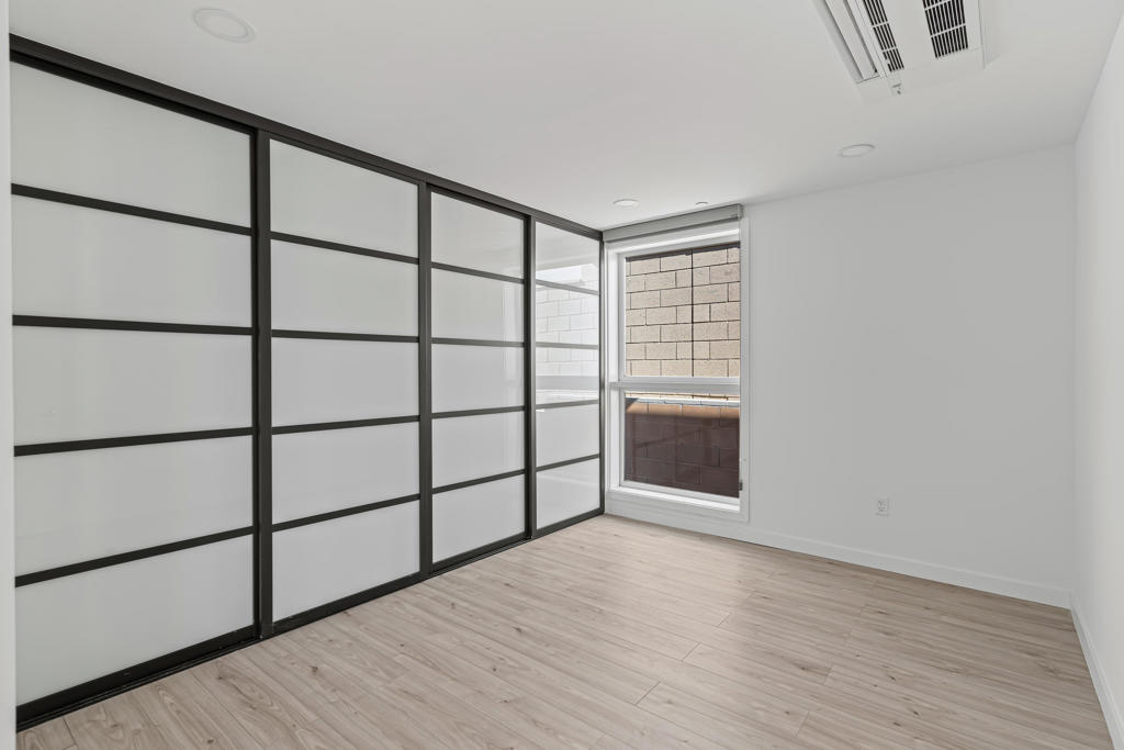 13848 Scenic Crest Circle