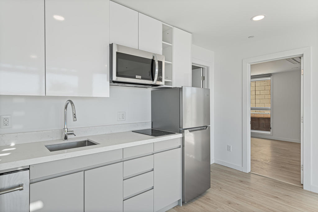 13848 Scenic Crest Circle