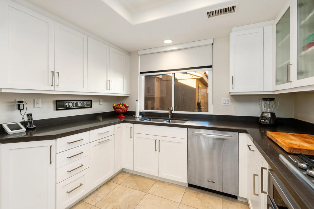 445 Sierra Madre N