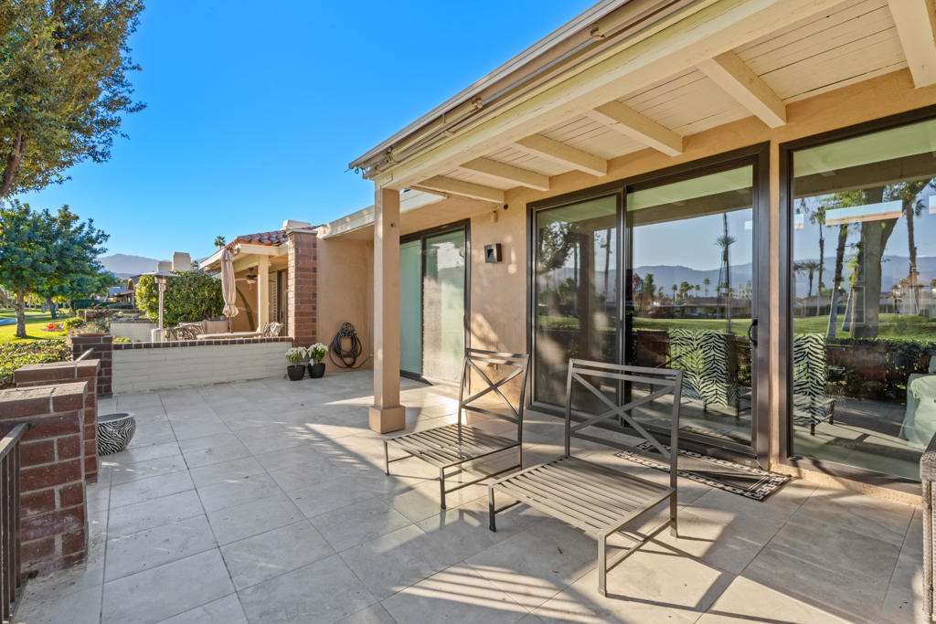 445 Sierra Madre N