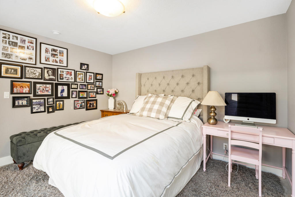 445 Sierra Madre N
