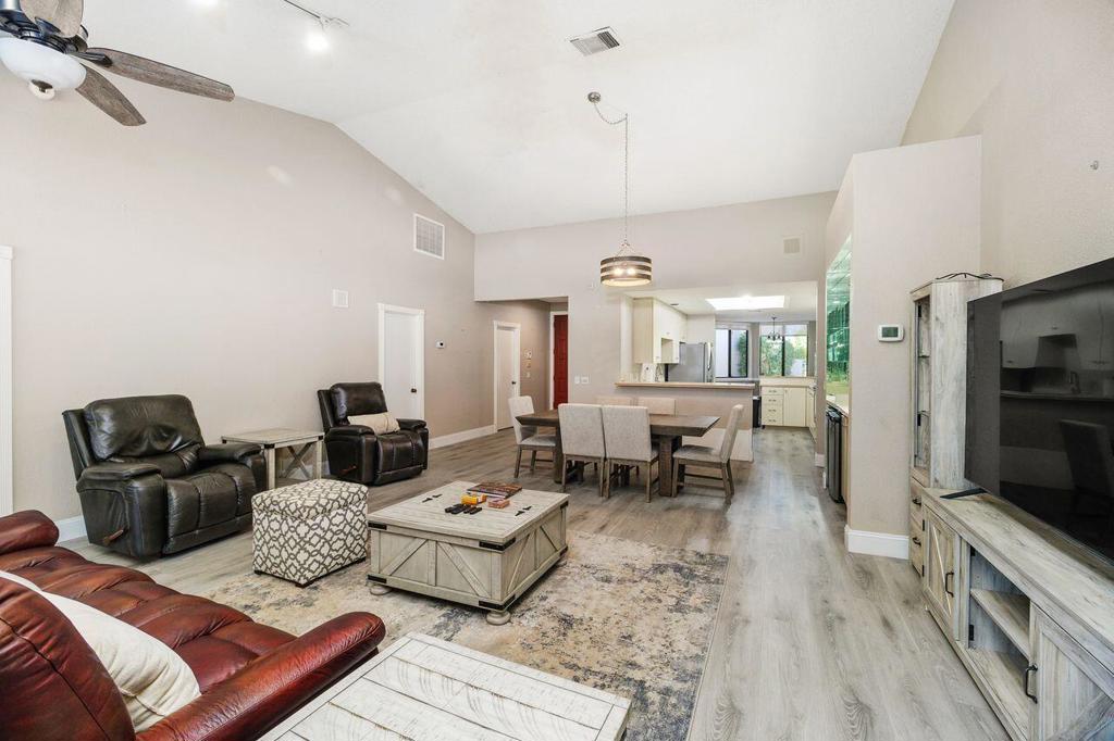 10321 Sunningdale Drive