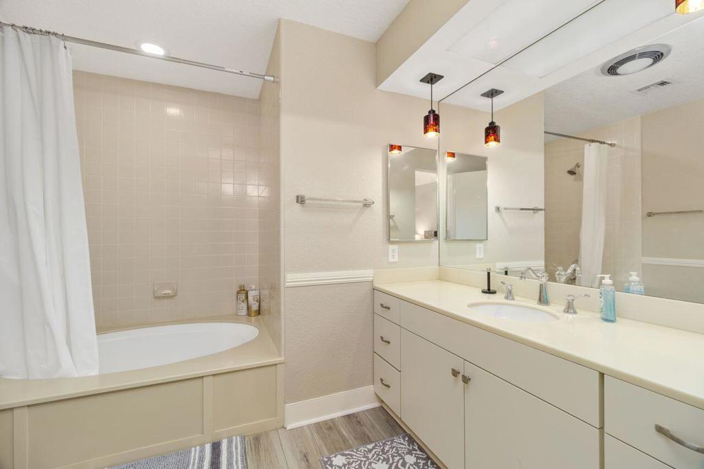 10321 Sunningdale Drive