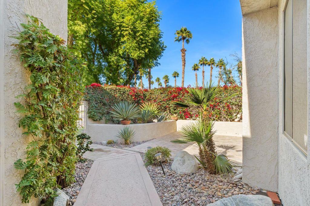 10321 Sunningdale Drive