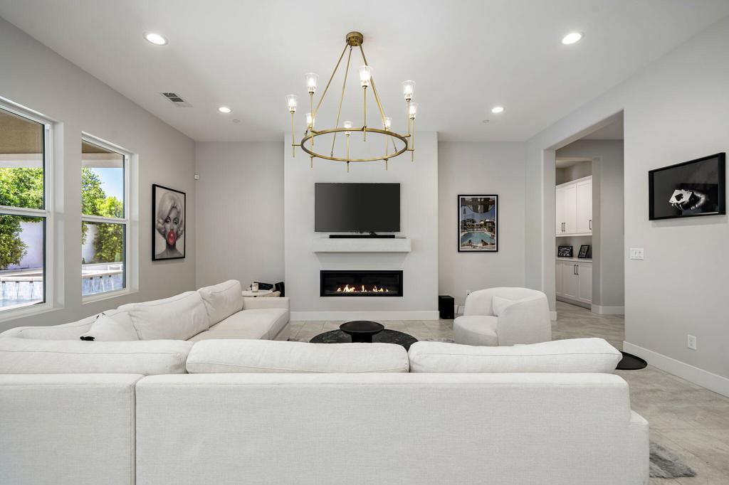 75307 Mansfield Drive