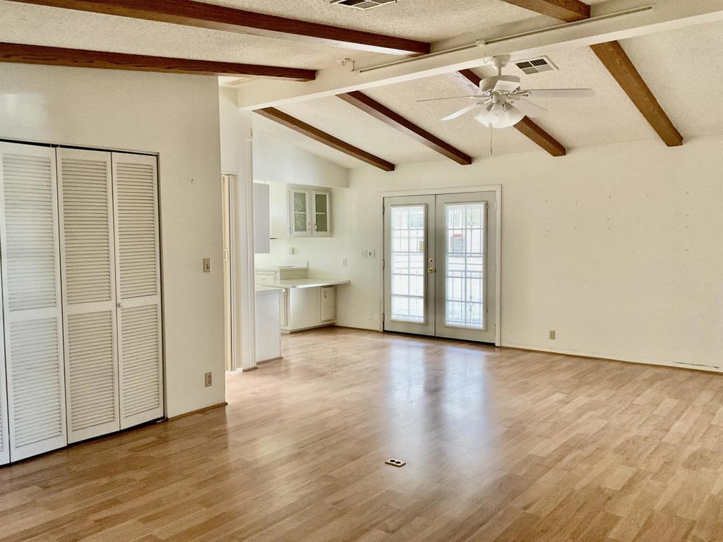 73175 Lone Mountain Lane