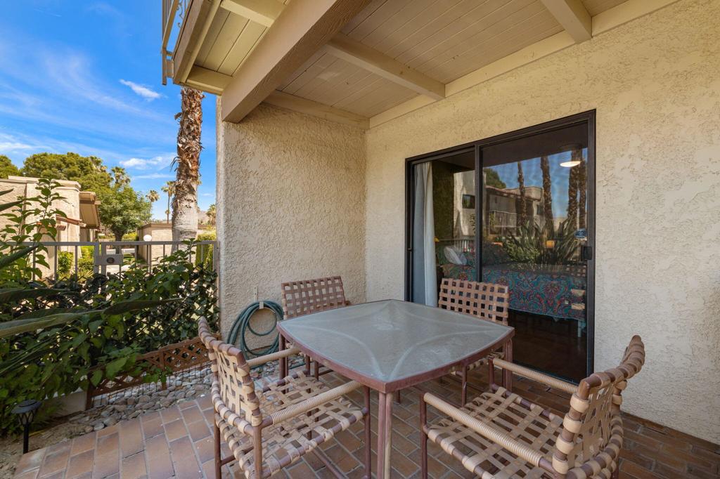 310 E San Jose Road 110