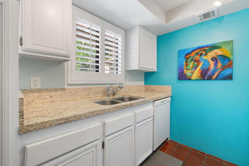 310 E San Jose Road 110