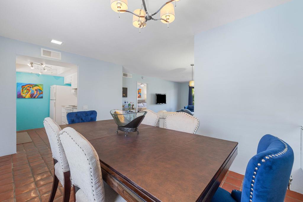310 E San Jose Road 110