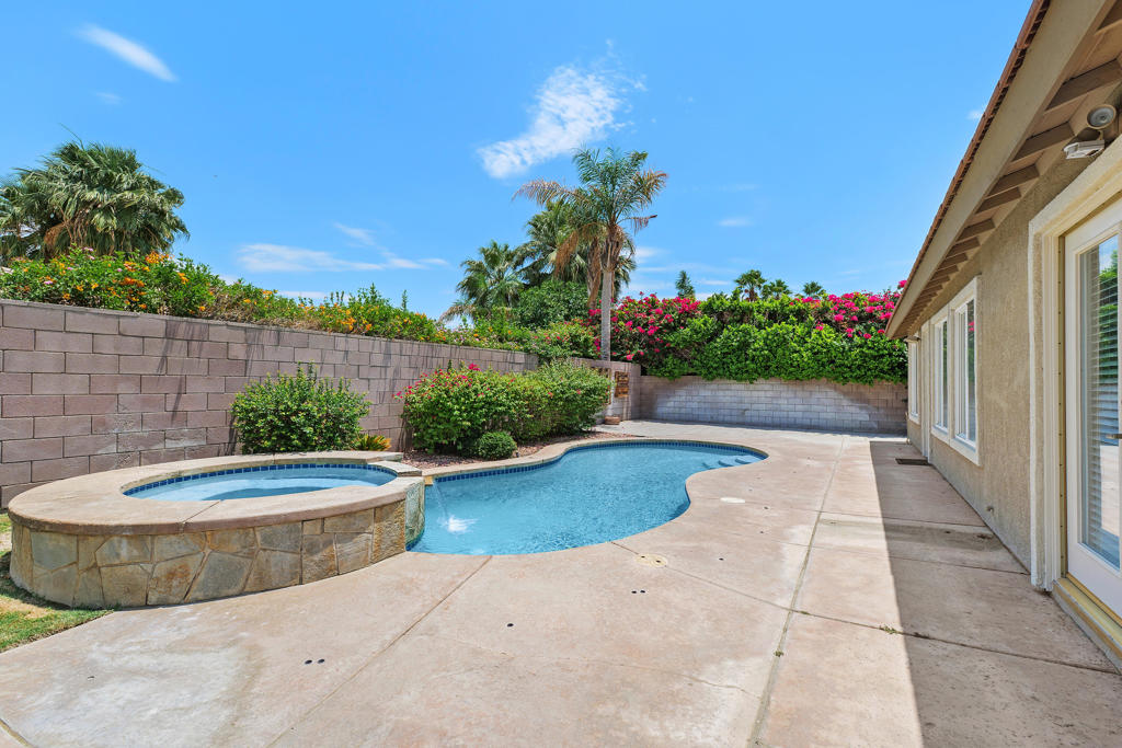 45600 Coldbrook Lane