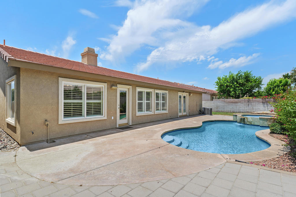 45600 Coldbrook Lane