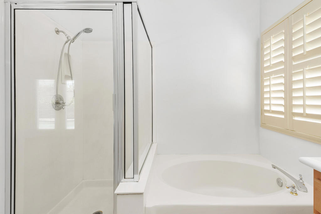 45600 Coldbrook Lane