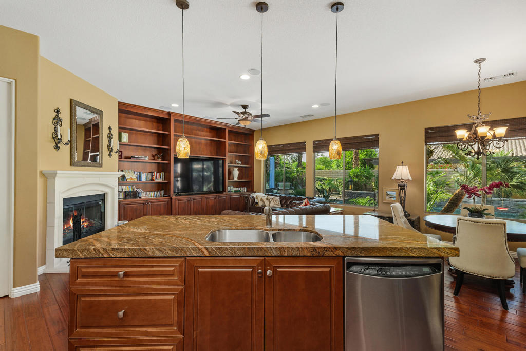 78494 Blackstone Court