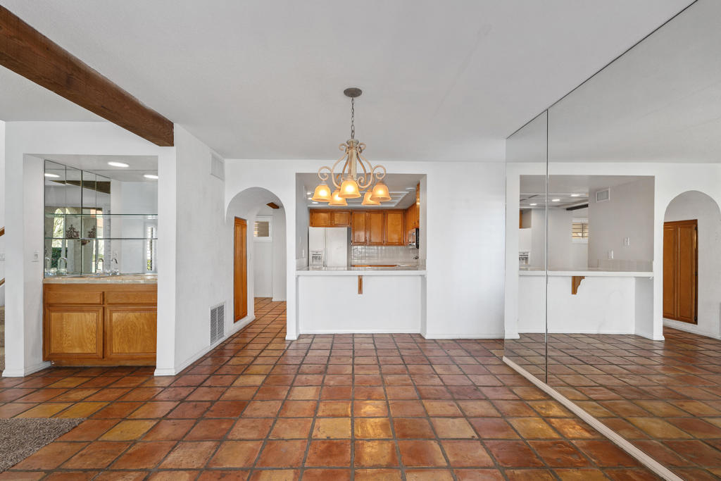 73322 Shadow Mountain Drive