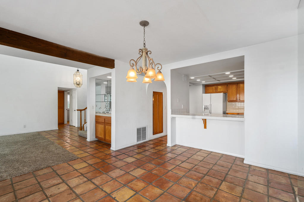 73322 Shadow Mountain Drive