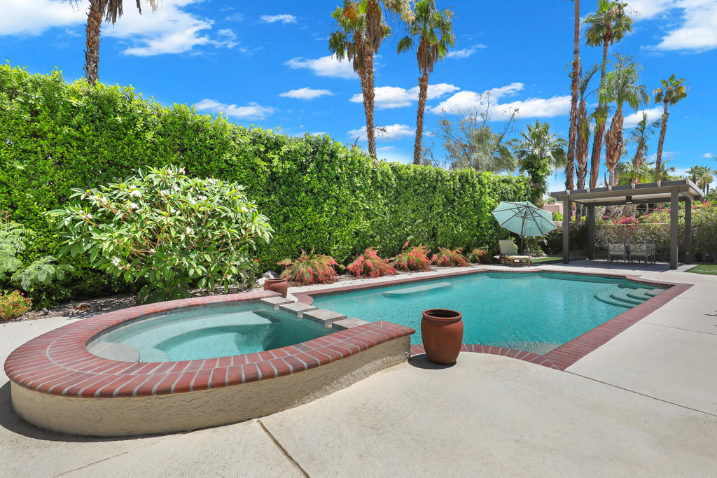 70825 Ironwood Drive