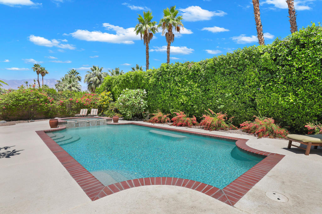 70825 Ironwood Drive