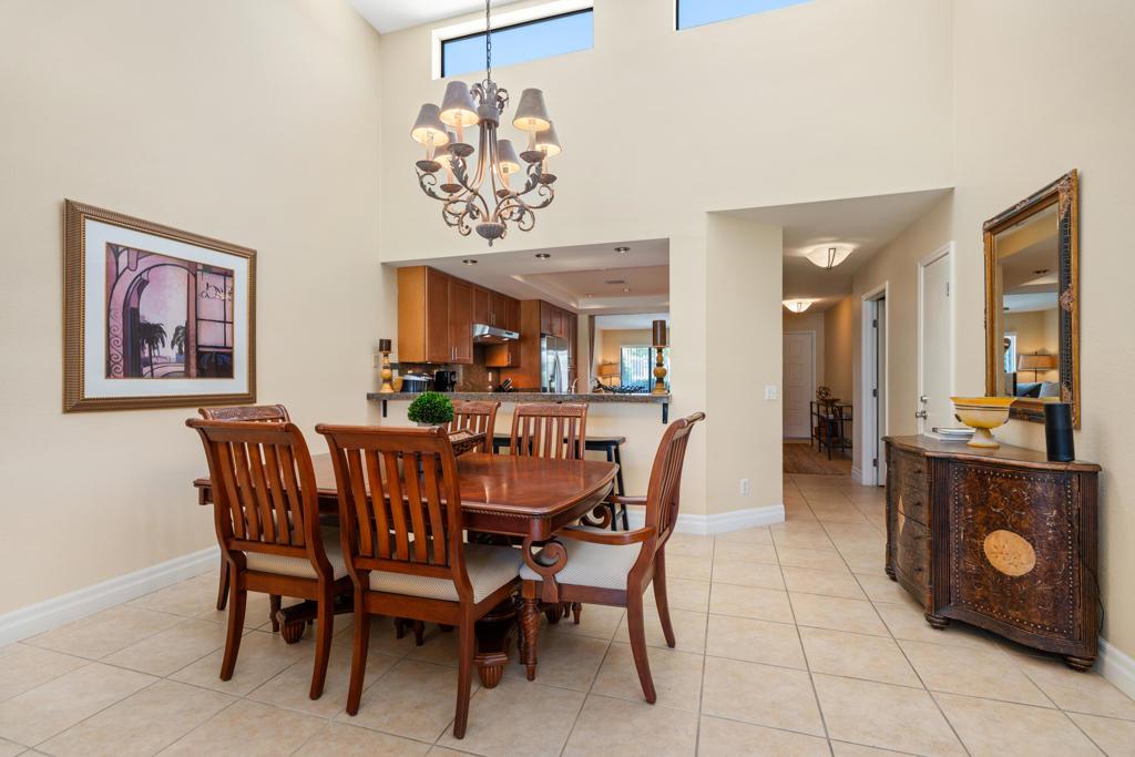 76237 Impatiens Circle