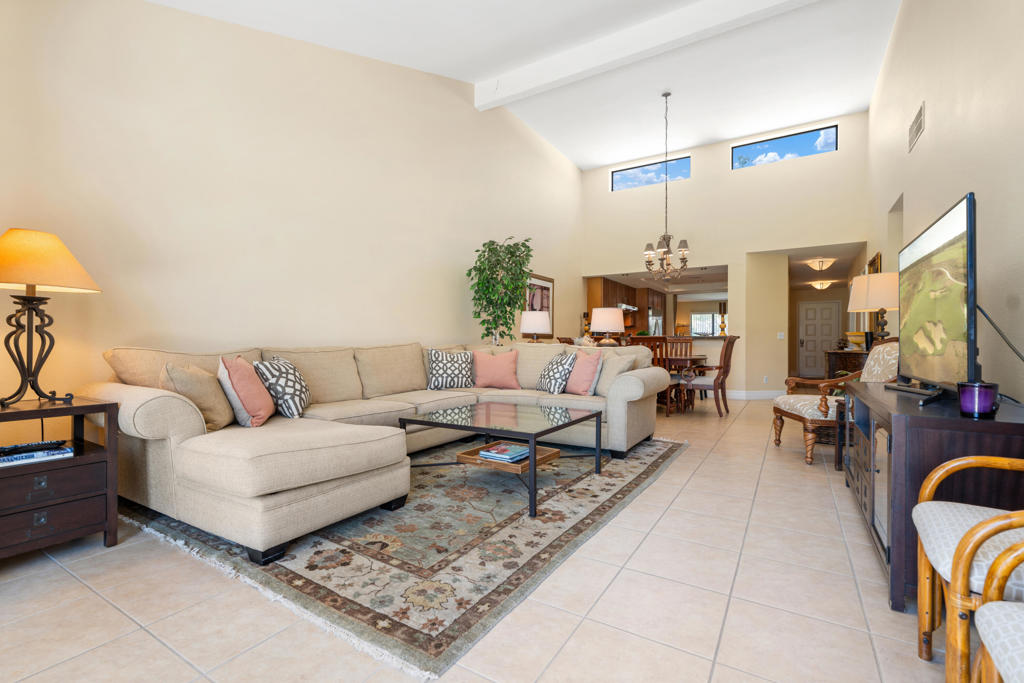 76237 Impatiens Circle