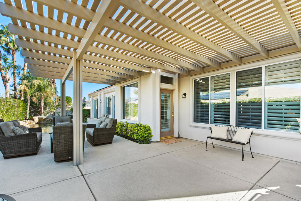 74912 Live Oak Street