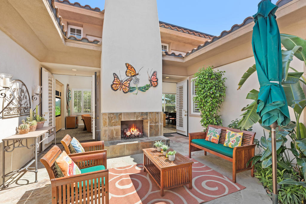 8 Oakmont Drive
