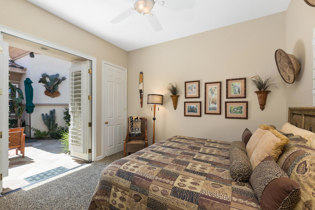 8 Oakmont Drive