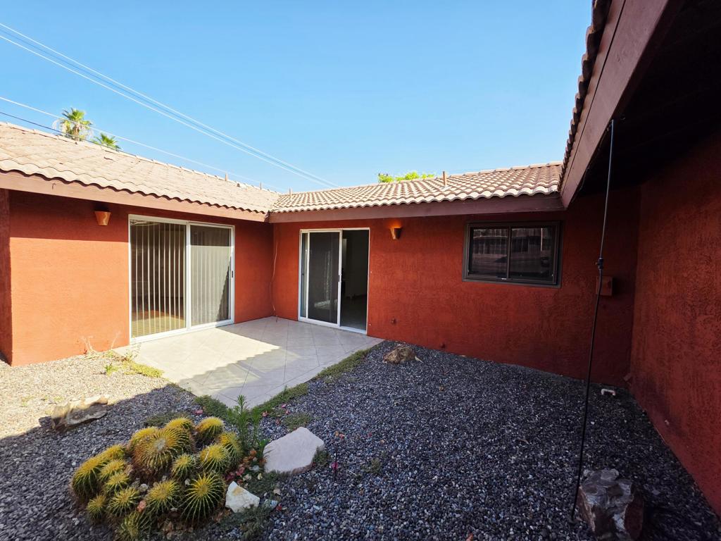 53265 Avenida Obregon