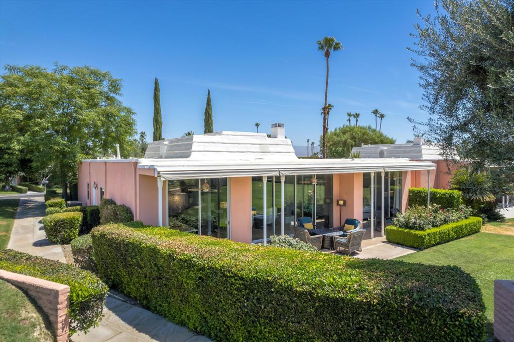 47432 Medina Drive W