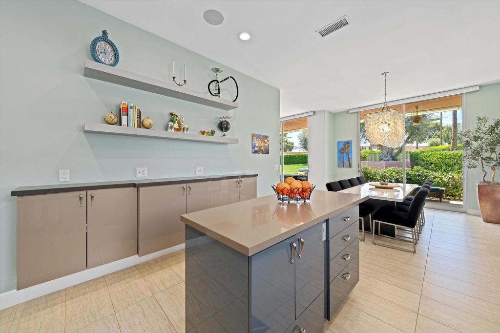 47432 Medina Drive W